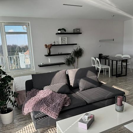Apartment Husova Подєбради Екстер'єр фото